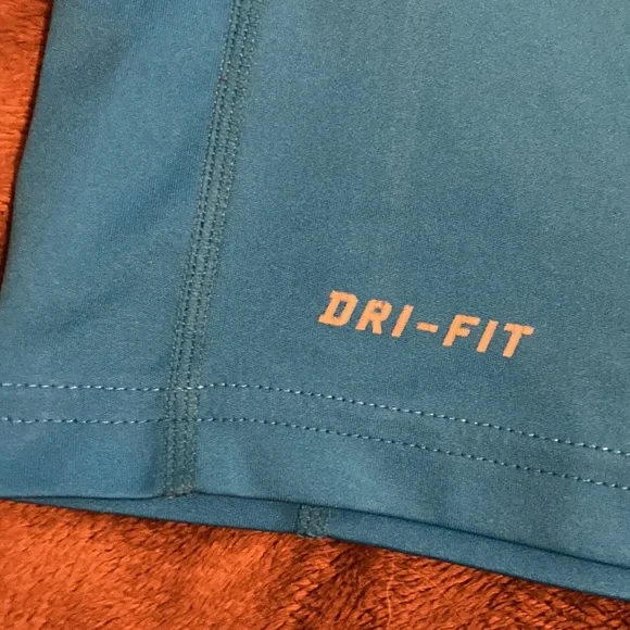 Nike Dri-Fit Shirt - Picture 5 of 7